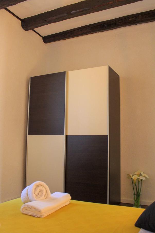 Apartments Kut วิส ภายนอก รูปภาพ